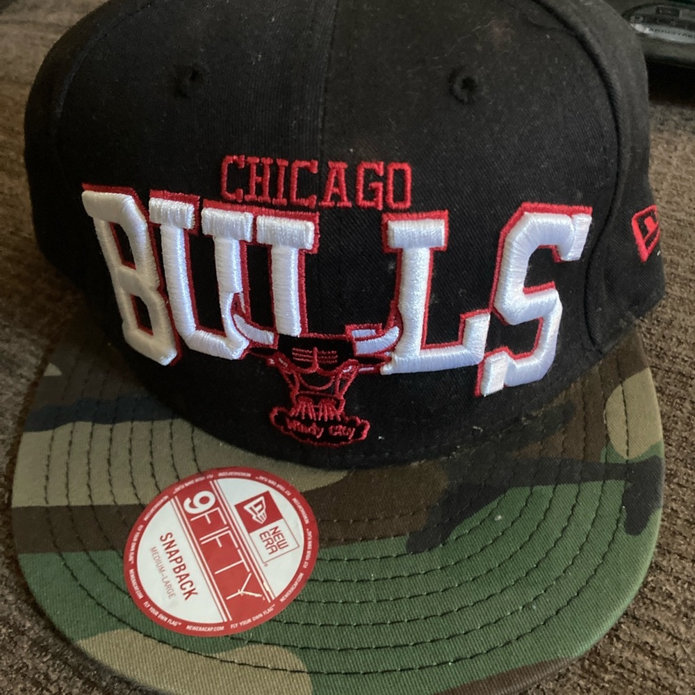 Chicago bulls army brim hat